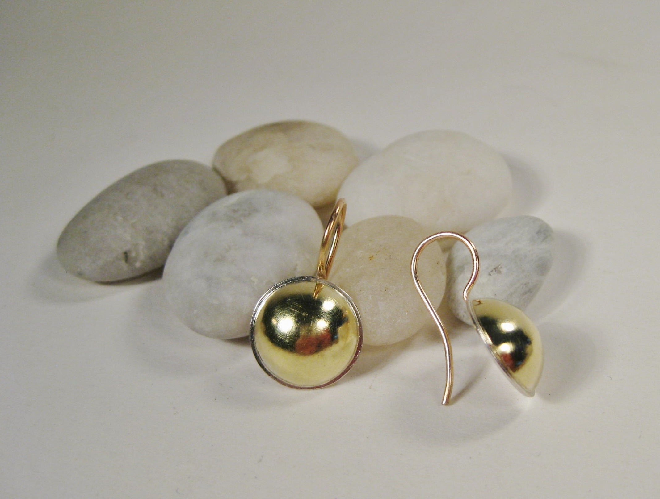 18k Gold Dome Earrings