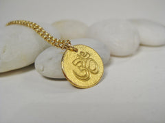 Om pendant